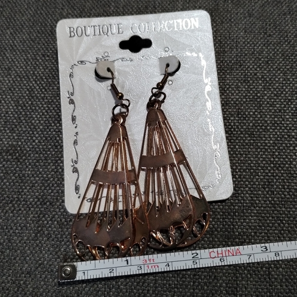 👜$3 - Set of‎ earrings (2 pair) bronze. #105 - Picture 2 of 13